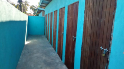 Bouwen sanitair lokale school