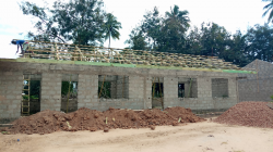 Afronden publieke school in Mkuranga